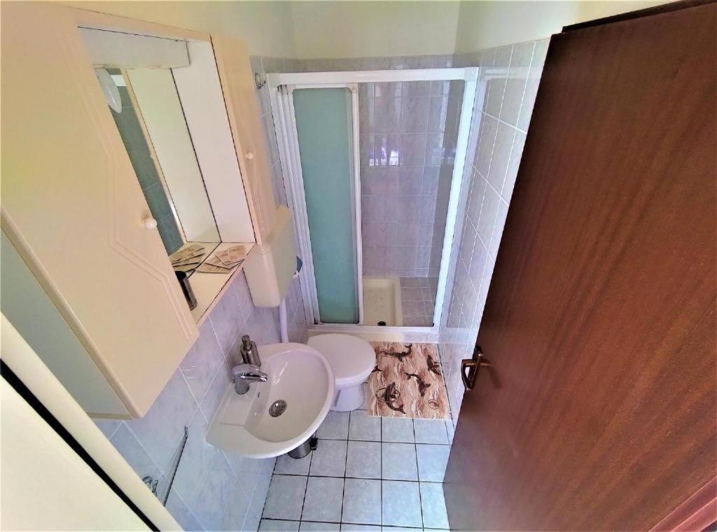 Hostel San Valentino Bašanija Buitenkant foto