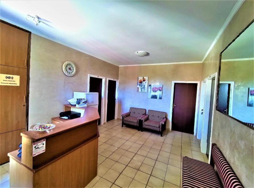 Hostel San Valentino Bašanija Buitenkant foto